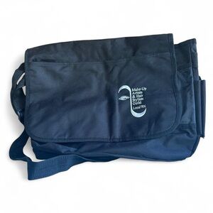 Makeup artist and hair stylist guild  Travel Messenger Bag